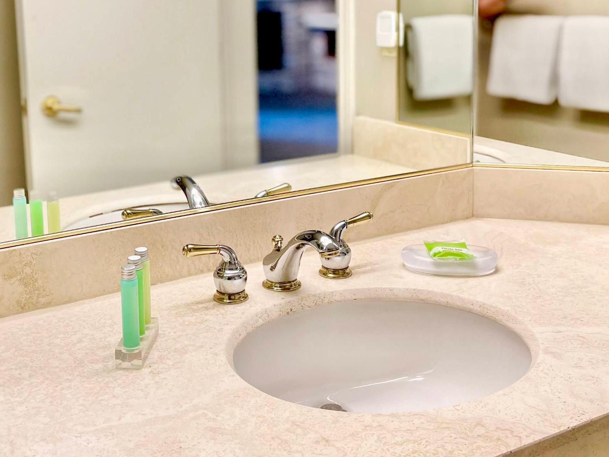 Hillside Haven: Carriage Club Resort Retreat Edgar Εξωτερικό φωτογραφία