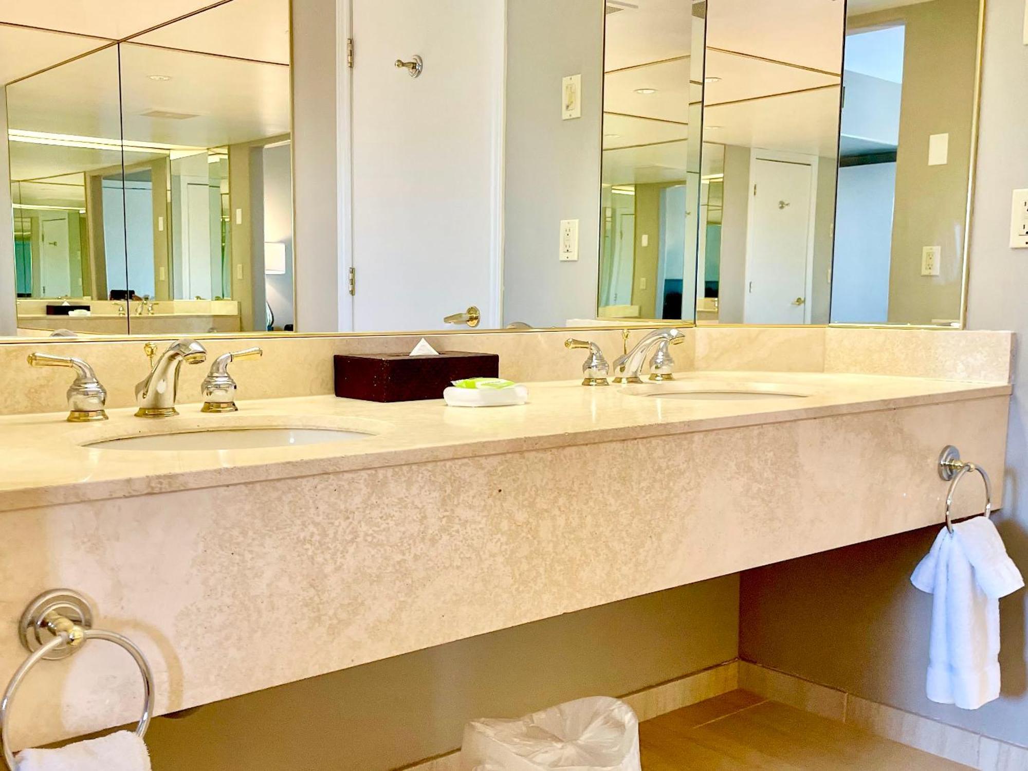 Hillside Haven: Carriage Club Resort Retreat Edgar Εξωτερικό φωτογραφία